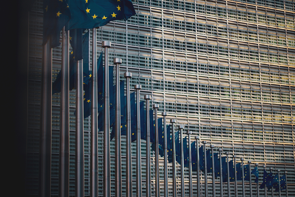 Drapeaux européens du siège de la Communauté européenne à Bruxelles