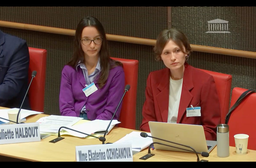 Juliette Halbout et Ekaterina Ozhiganova devant la commission d’enquête sur les violences dans la mode à l’Assemblée nationale 
