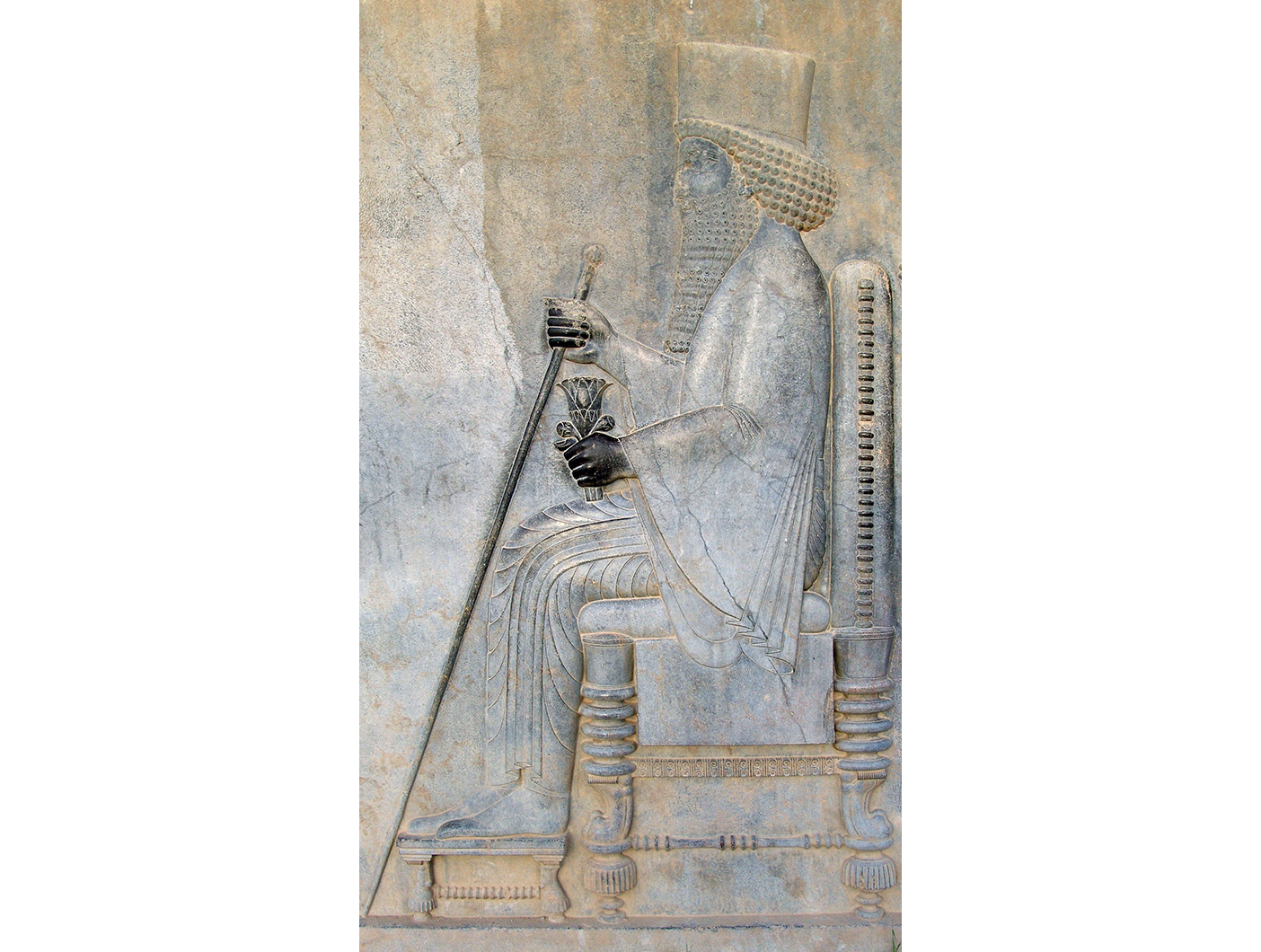Relief de Darius Ier à Persépolis © Derfash Kaviani CC BY-SA 3.0