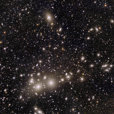 Vue d'Euclid de l'amas de galaxies Persée 