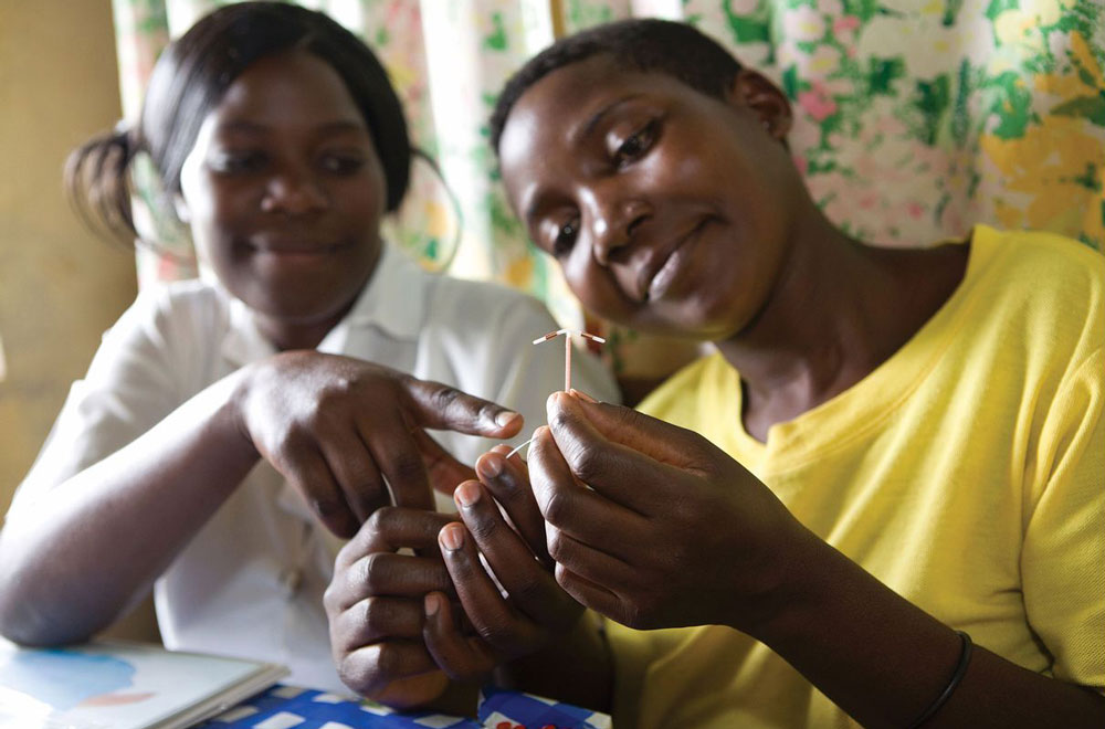 Promotion du stérilet au centre de santé musulman de Kawoko, en Ouganda