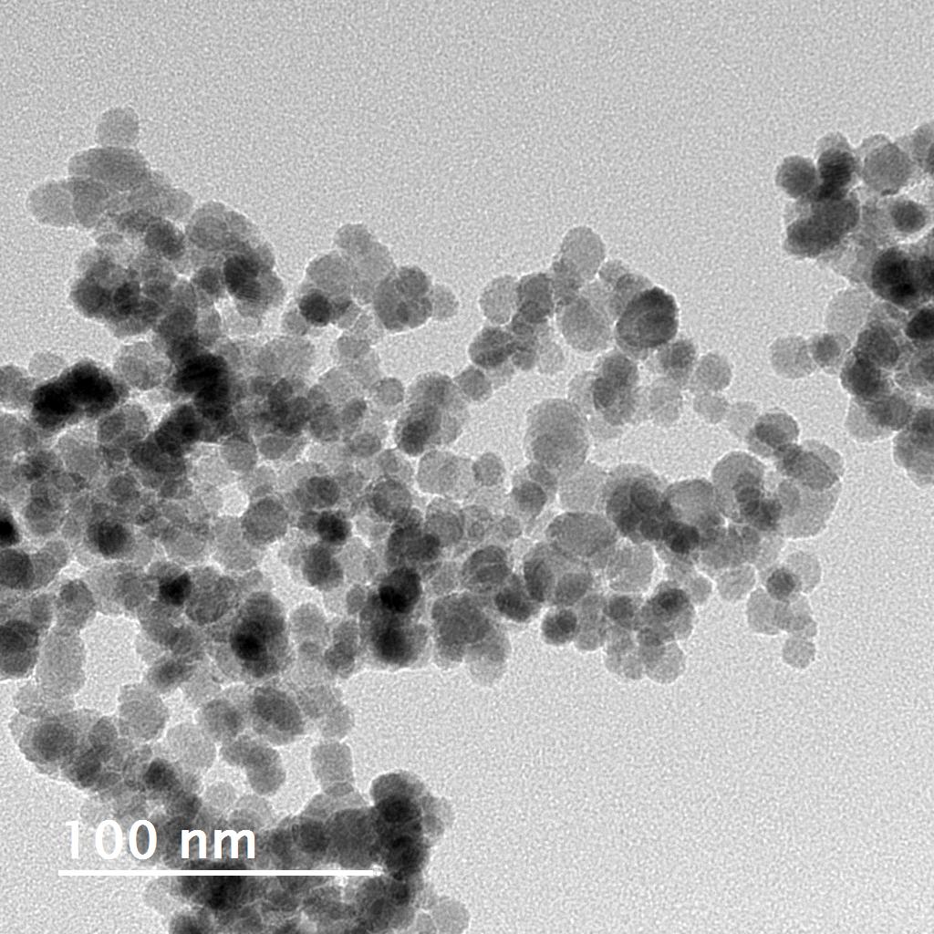 Magnétite. Images par microscopie électronique à transmission © Rémi Marsac