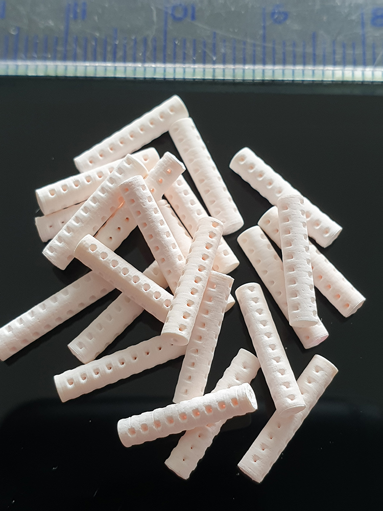 Structures de zéolithe imprimées en 3D par la startup CryoCeram en collaboration avec le CERAMATHS ©CryoCeram