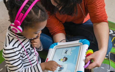 Analyse de l’apprentissage des mots chez une enfant de 3 ans, au babylab du Laboratoire de sciences cognitives et psycholinguistiques