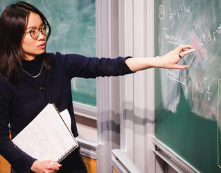 Hong Wang © Christophe Peus / IHES