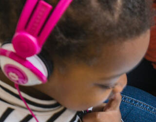 Analyse de l’apprentissage des mots chez une enfant de 3 ans, au babylab du Laboratoire de sciences cognitives et psycholinguistiques
