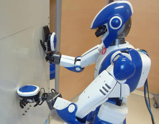 Robot humanoïde CNRS/AIST Japon
