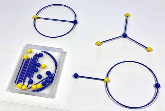 Jeu de construction conçu en hommage aux « dessins d’enfants » du mathématicien Alexandre Grothendieck
