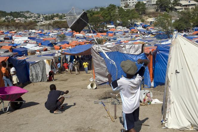 Camp de déplacés à Haïti