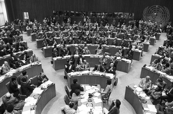 ©UN Photo / Milton Grant