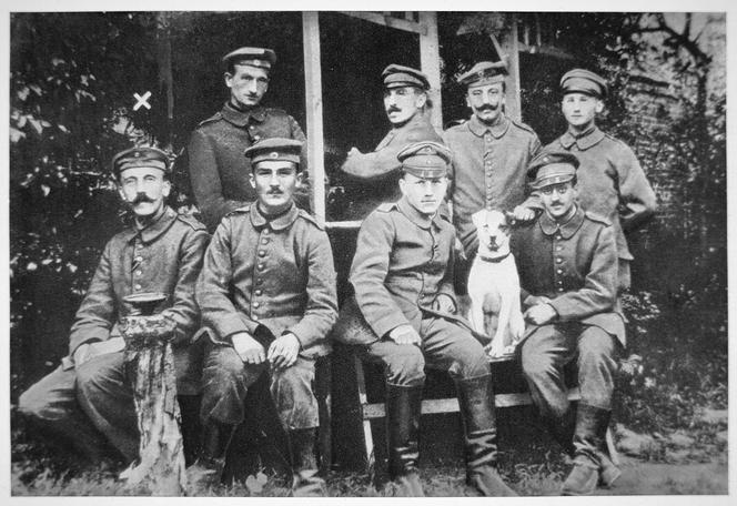 ©German Photographer (20th Century) / Private Collection / P. Newark Military Pictures / Bridgeman Images