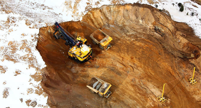 Industrie miniere, mine de cuivre a ciel ouvert Kennecott, KUC, exploitation