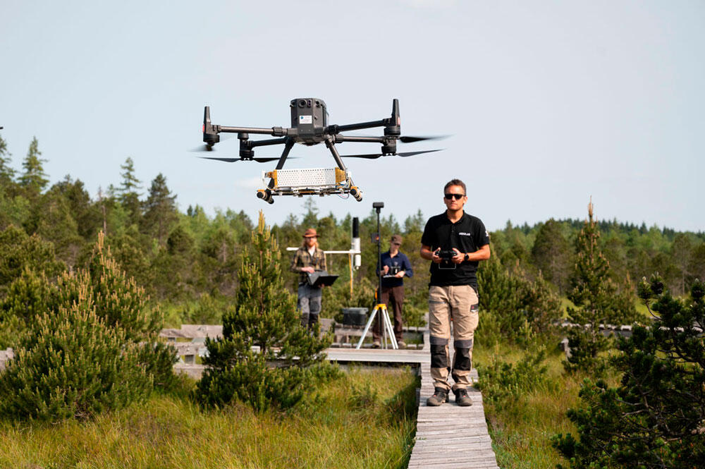 ©Hubert Raguet / CNRS Images Mesure par drone de concentrations de gaz © Hubert Raguet / CNRS Images