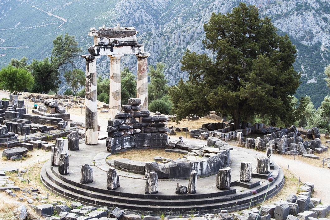 Temple la Tholos de Delphes, en Grèce