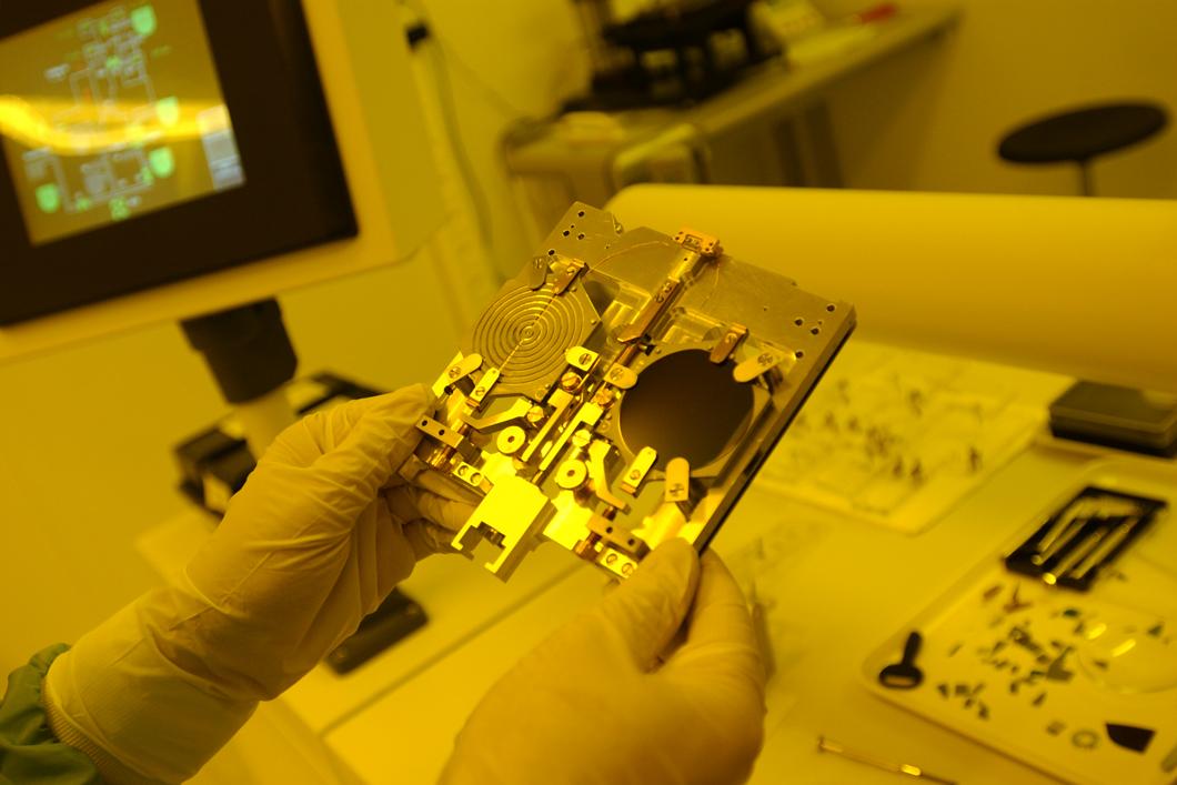 ©LPN/OnLab/M. PAYSANT, C. ULYSSE, G. FAINI Lithographie électronique