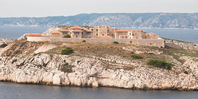 Les îles du Frioul, à Marseille, servait de sas contre les épidémies importées par voie maritime