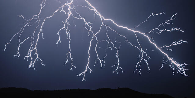 Embarquez avec les chasseurs d orage CNRS Le journal