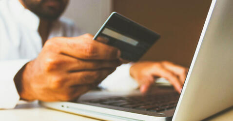saisie en ligne des données de carte bancaire 