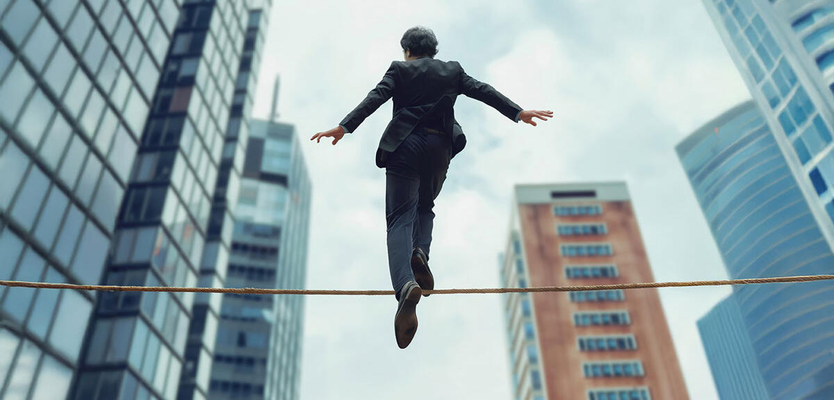 équilibre précaire © Oleksandr Zastrozhnov / stock.adobe.com